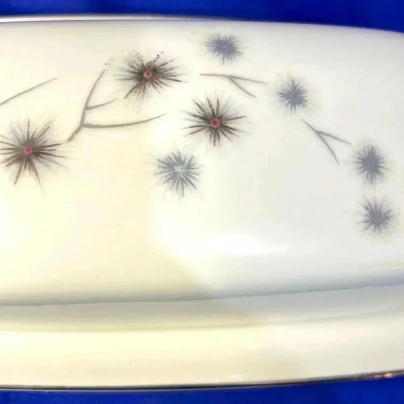 CREATIVE FINE CHINA Butter Dish In The Platinum Star Burst Pattern, Japan - Picture 2 of 4